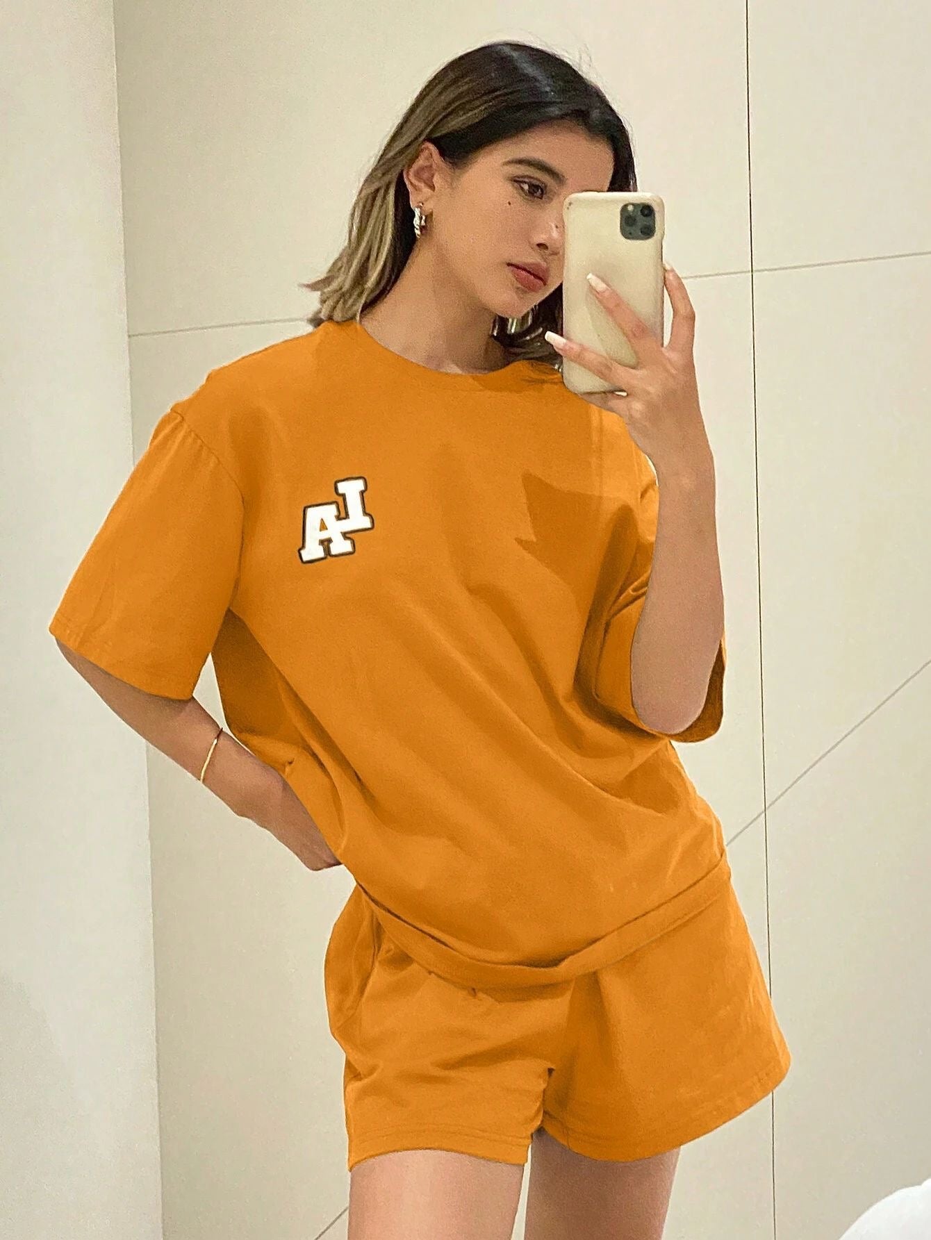 Temu specializes in cross-border home clothes with letter embroidery, which can be worn at home, loose sports, fashionable and casual pajamas sets