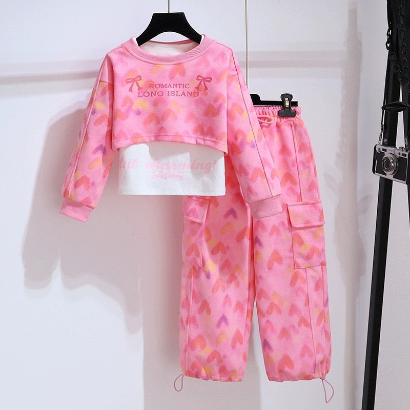 [Girls' autumn sweatshirt suit, new style, fashionable children's clothing, internet celebrity fashionable sports three-piece suit, baby spring and autumn clothes]