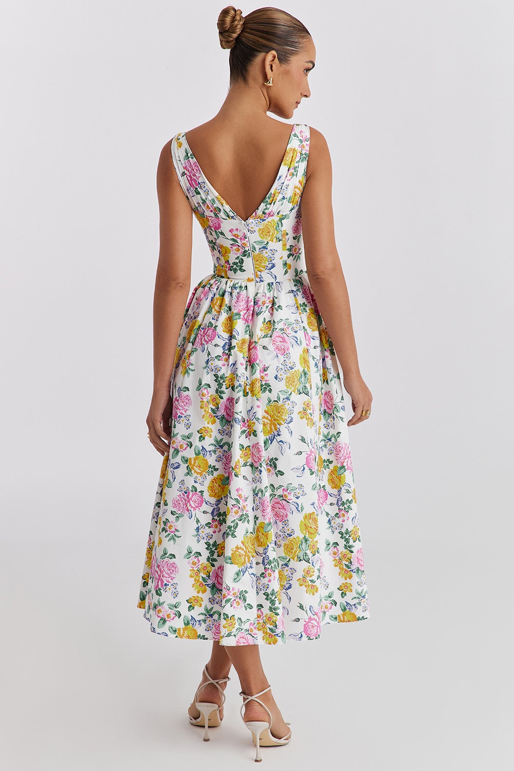 2026 Spring New Collection Elegant Backless Printed Waist-Cinching Long Dress for Women, Inspired by European and American Fashion