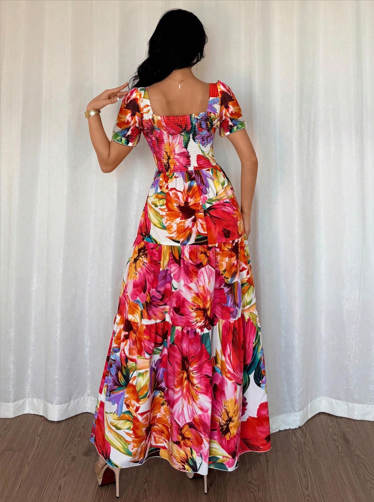 2025 European and American Retro Printed Patchwork Long Dress, Fashionable Holiday Date Elegant Square-Neck Long Dress
