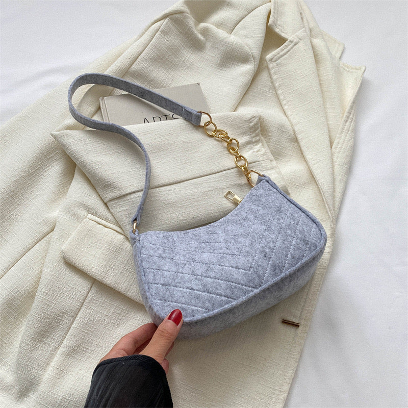 Small bag for women 2023 autumn trend retro shoulder bag simple fashion messenger bag stylish underarm bag for women