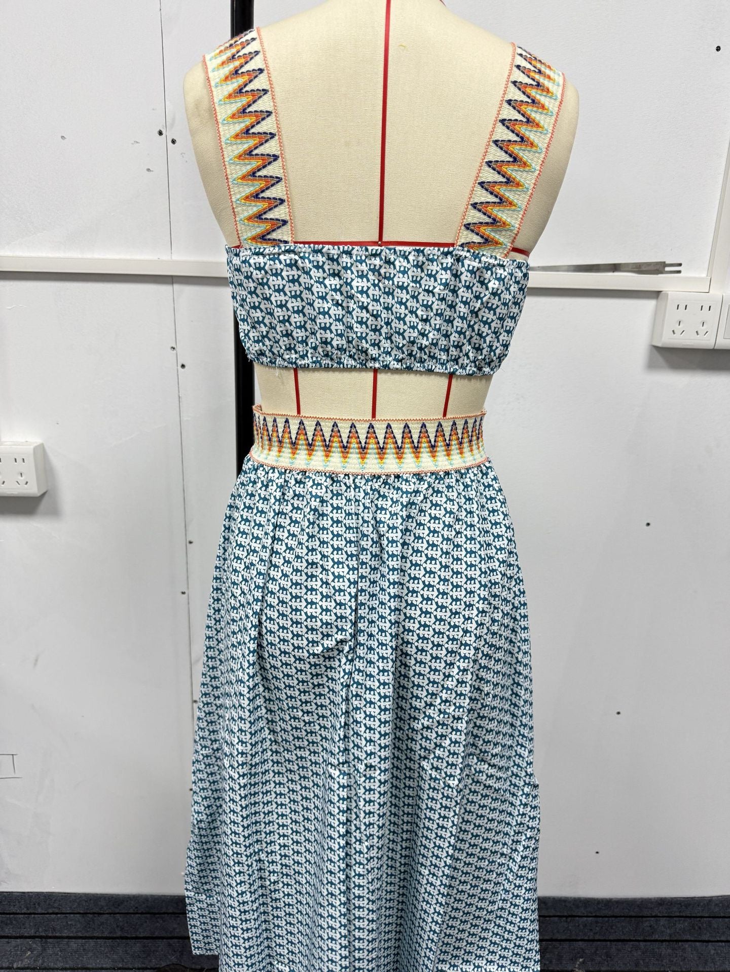 2025 Summer New Style Tube Top Backless Suspender Dress Retro Printed Long Skirt Cross-Border Foreign Trade Amazon Style for Women