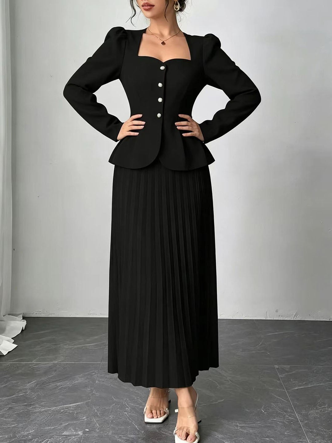 Cross-Border European and American 2026 Summer New Style Square-Neck Waist-Cinching Suit Set with Long-Sleeve Top and Pleated Long Skirt, Elegant Two-Piece Set