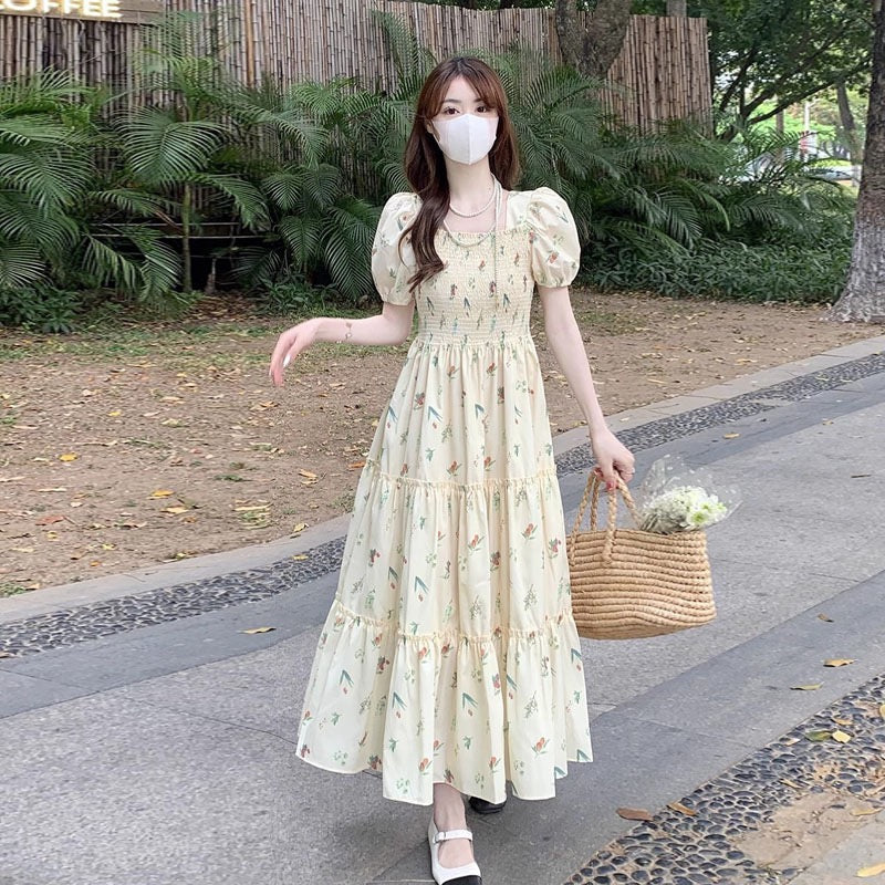 Plus Size Korean Style Holiday Style Small Fresh Square Neck Short-Sleeved Floral Dress for Women 2024 Summer Waist Slimming Look Long Skir