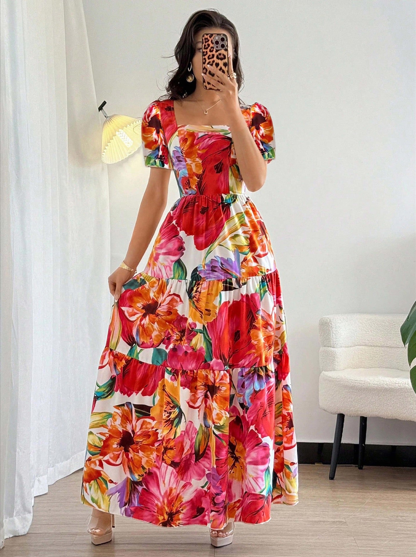 2025 European and American Retro Printed Patchwork Long Dress, Fashionable Holiday Date Elegant Square-Neck Long Dress