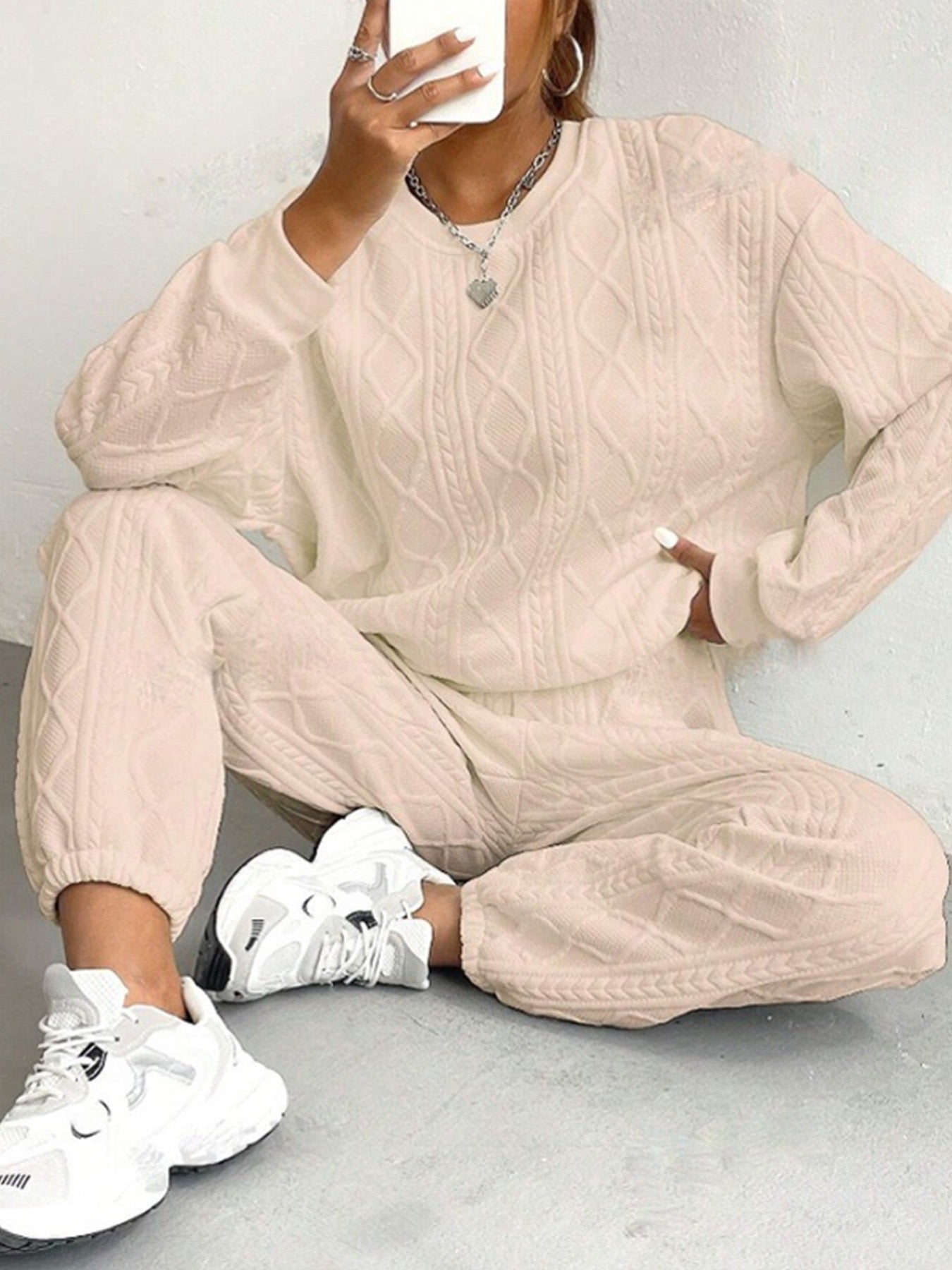 2025 Spring and Autumn Cross-border European and American New Women's Clothing Twist Splicing Long Sleeve Round Neck Top Cuffed Trousers Two-piece Set