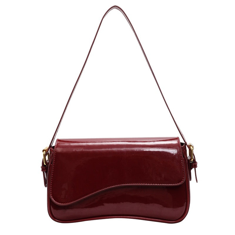 This year's popular creative patent leather shoulder bag 2024 new winter high-end fashion handbag temperament women's bag trend