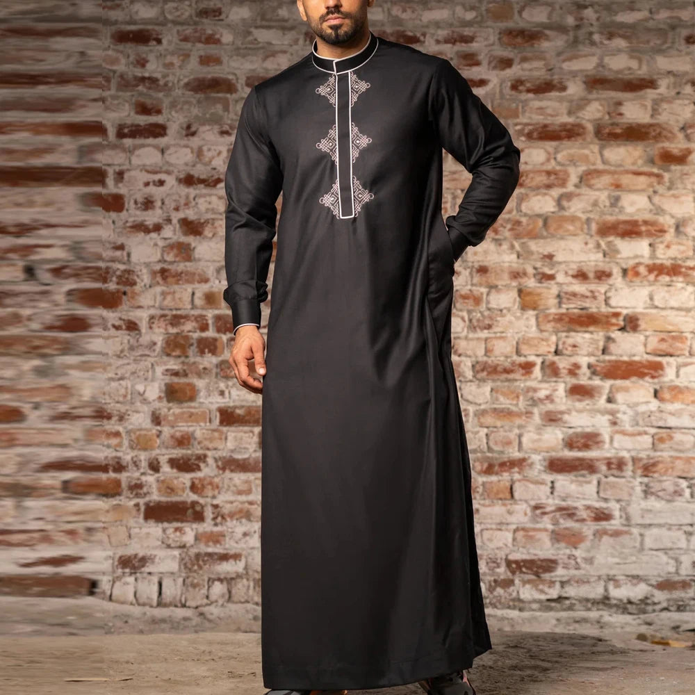 2024 New Islamic Muslim Men's Black Long-sleeved Classic Embroidery Robe Arabic Ethnic Style Men's Casual Black Formal Robe