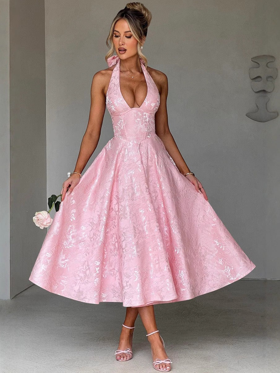 European and American Style V-Neck Halter Jacquard Dress, High-End Sleeveless Backless Evening Gown with Waist-Cinching Fit for Spring and Summer