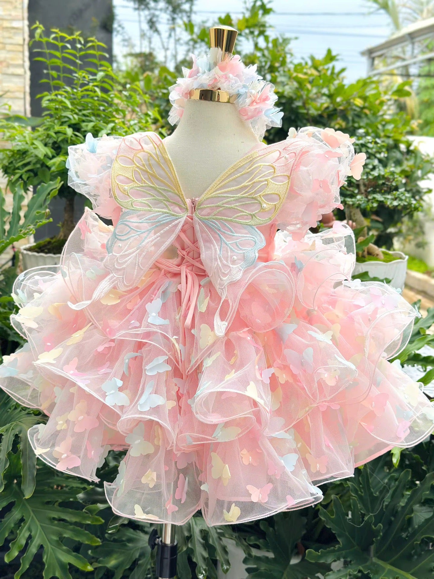 New Luxurious Niche One-Year-Old Girl's Dress with Solid Color Butterfly Accessories, Puff Sleeves, Comfortable and Cute Party Dress