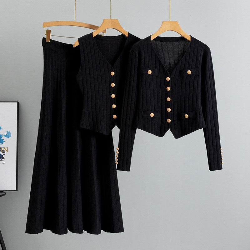 Korean version of slim fit small Chanel style skirt sweater three-piece suit women 2025 autumn and winter new vest knitted cardigan suit