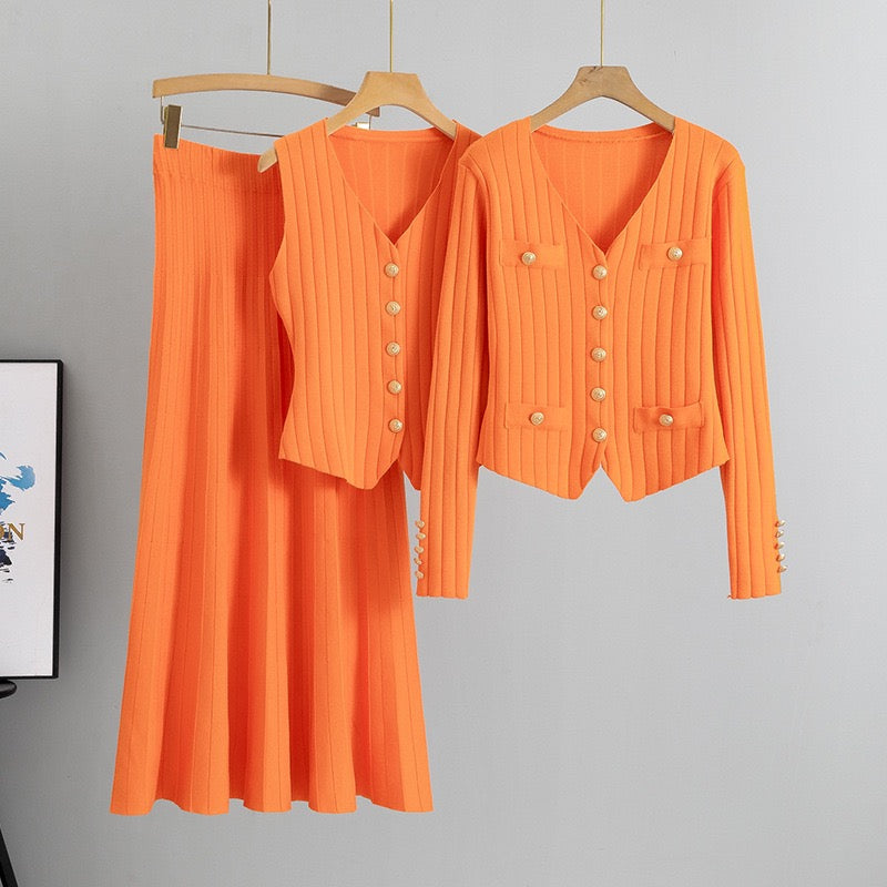 Korean version of slim fit small Chanel style skirt sweater three-piece suit women 2025 autumn and winter new vest knitted cardigan suit