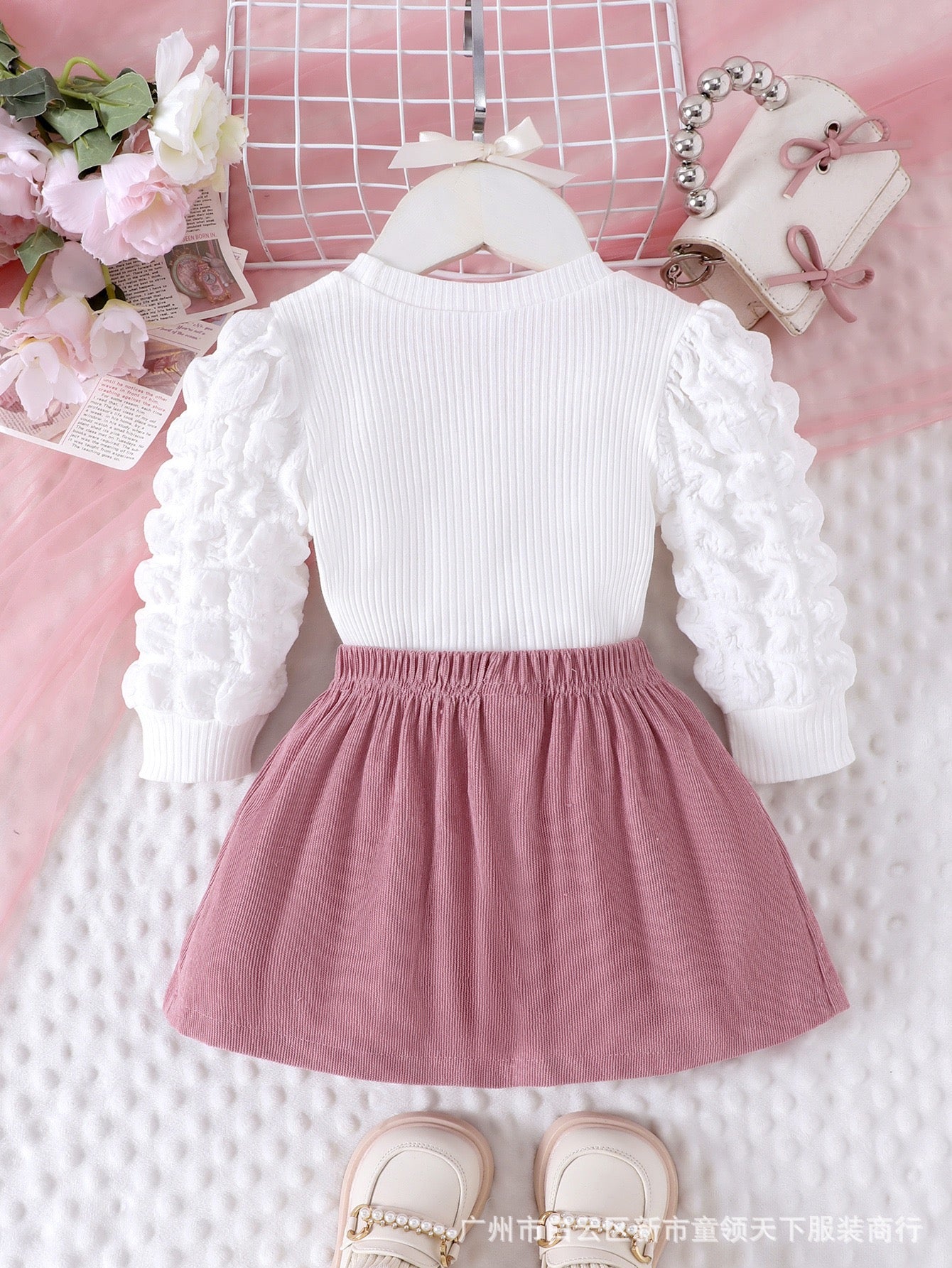 Children's clothing New Girls Sweater Heart Top + Pink Flared Pants Two-piece Set