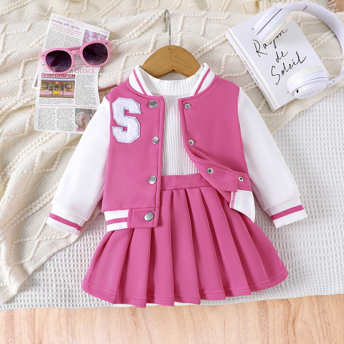 children's clothing pink and white jacket + pleated skirt new baseball jacket