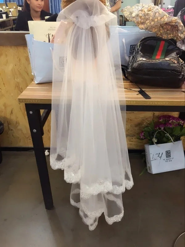 AYiCuthia wedding accessories short bridal veils  White lace veil high quality cheap wedding veils  without comb TS15