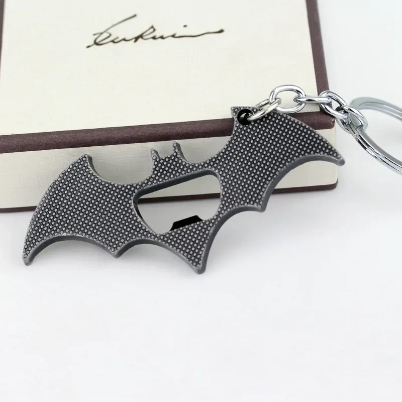 Creative Bat Shaped Beer Opener Keychain Alloy Bag Pendant Gifts for Boyfriend Cute Groomsmen Gifts Present Two Colors Available