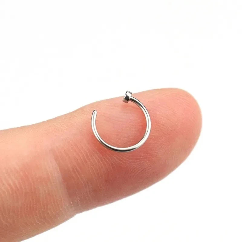 2Pcs Fake Nose Rings for Women, 316L Stainless Steel Lip Rings Labret Ring Nostril Hoop Piercing Studs Nose Piercing Jewelry