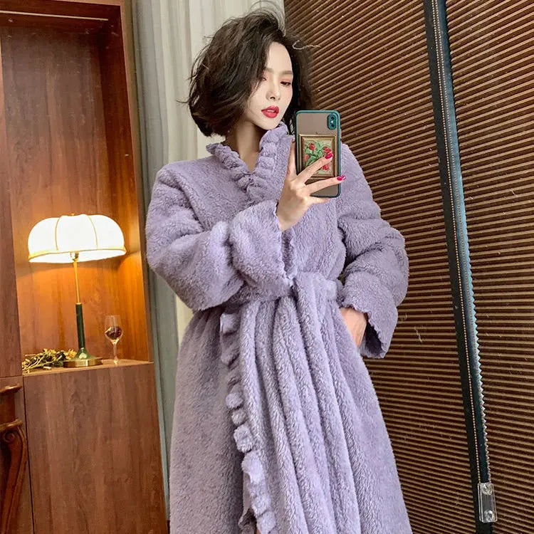 New Autumn Winter Flannel Nightgown Women Mid-Length Fashion Coral Fleece Retro Pajamas Home Clothes