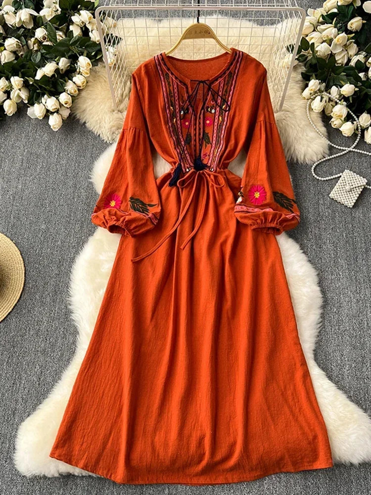 2025 New Spring Autumn Vacation Retro Ethnic Embroidery Dress Lantern Long Sleeve Waist Bohemian Dress A157