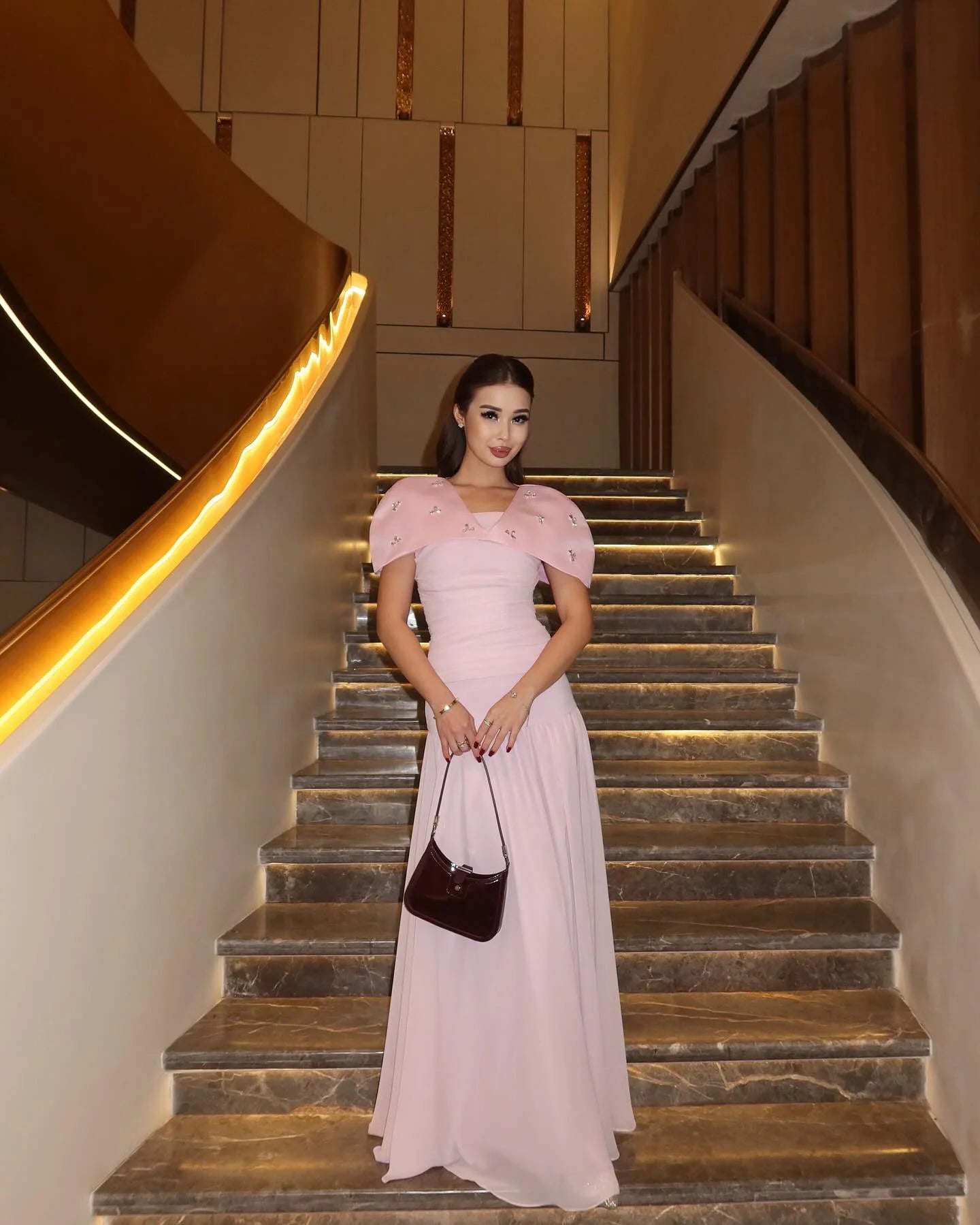Elegant Shawl Pleated Top Long Skirt Women Set Sleeveless Tops Diamond Shawl High Waist Fashion Evening Skirts Summer Lady Suit