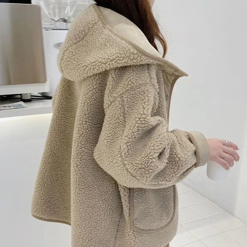 YTJHRG Women's Lamb Wool Coat Thick Warm Plush Jackets Streetwear Faux Fur 2024 New Autumn Winter Korean Fashion Female Clothing