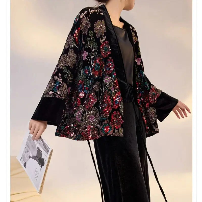 Autumn Winter New Chinese Vintage Flower Embroidery Jacket Women V-Neck Lace-Up Luxury Celebrity Sequin Beading Velvet Coat 472P