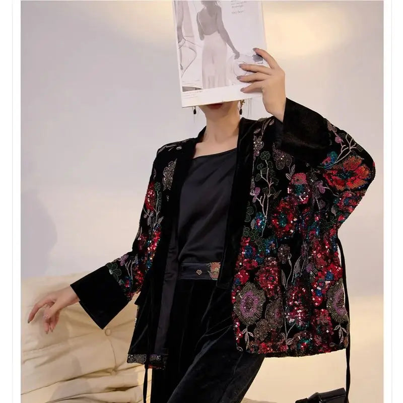 Autumn Winter New Chinese Vintage Flower Embroidery Jacket Women V-Neck Lace-Up Luxury Celebrity Sequin Beading Velvet Coat 472P